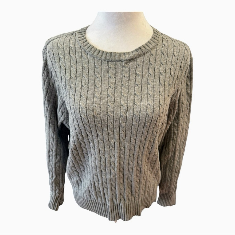 Classic Cable Knit Crewneck Sweater in Heather Gray Size XL